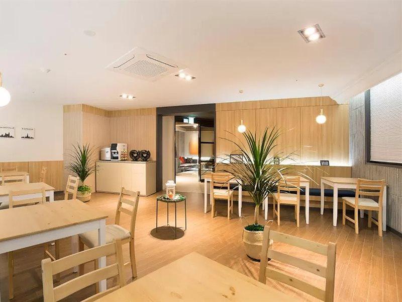 Brown Dot Hotel ג'ינג'ו מראה חיצוני תמונה